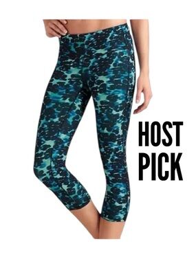 🎉✳️ ATHLETA chaturanga capri tights